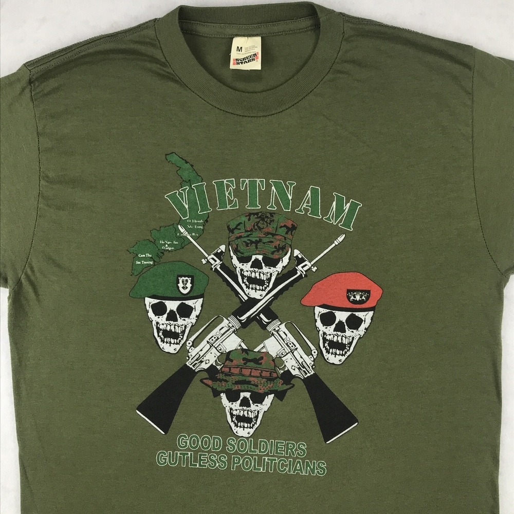 vtg 80s VIETNAM WAR GOOD SOLDIERS BAD POLITICIANS SKULL T-Shirt S single stitch